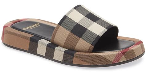 Burberry Buckingham Check Sandals 